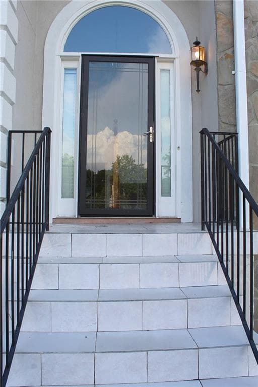 5 bedroom, 3 bathroom, 3,300 sq ft single family residence for sale at 2053 OakLeaf Lane, Lithia Springs, GA 30122 — photo 2