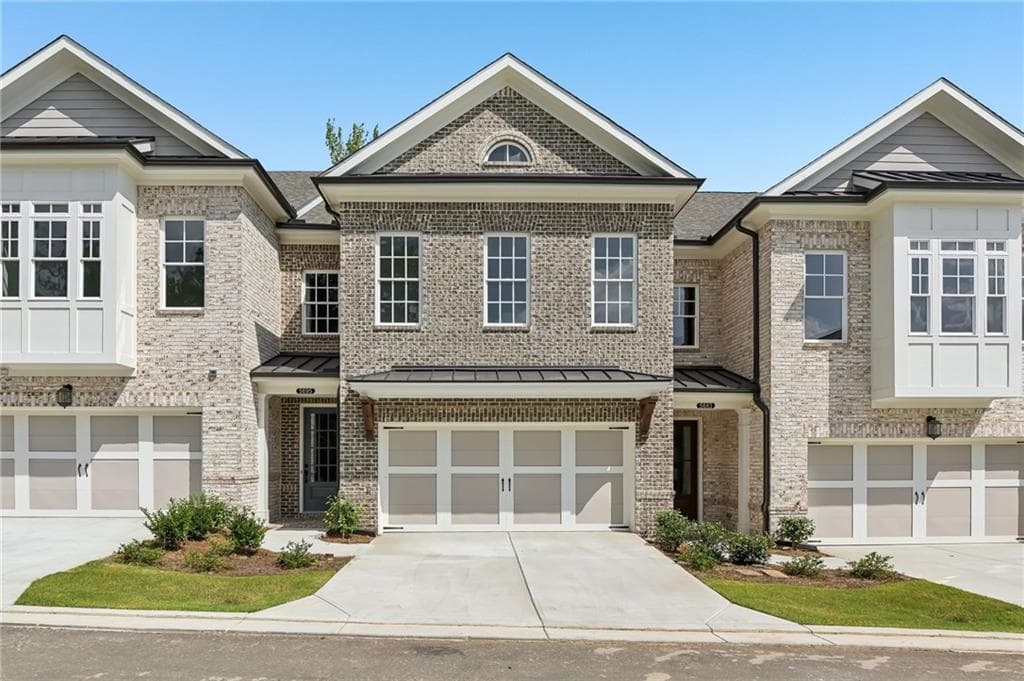 4 bedroom, 4 bathroom, 3,034 sq ft townhouse for sale at 5677 Broad River View 437, Peachtree Corners, GA 30092