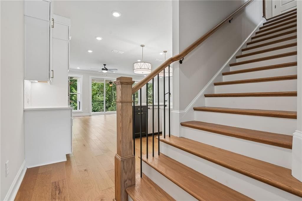 4 bedroom, 4 bathroom, 3,034 sq ft townhouse for sale at 5677 Broad River View 437, Peachtree Corners, GA 30092 — photo 6