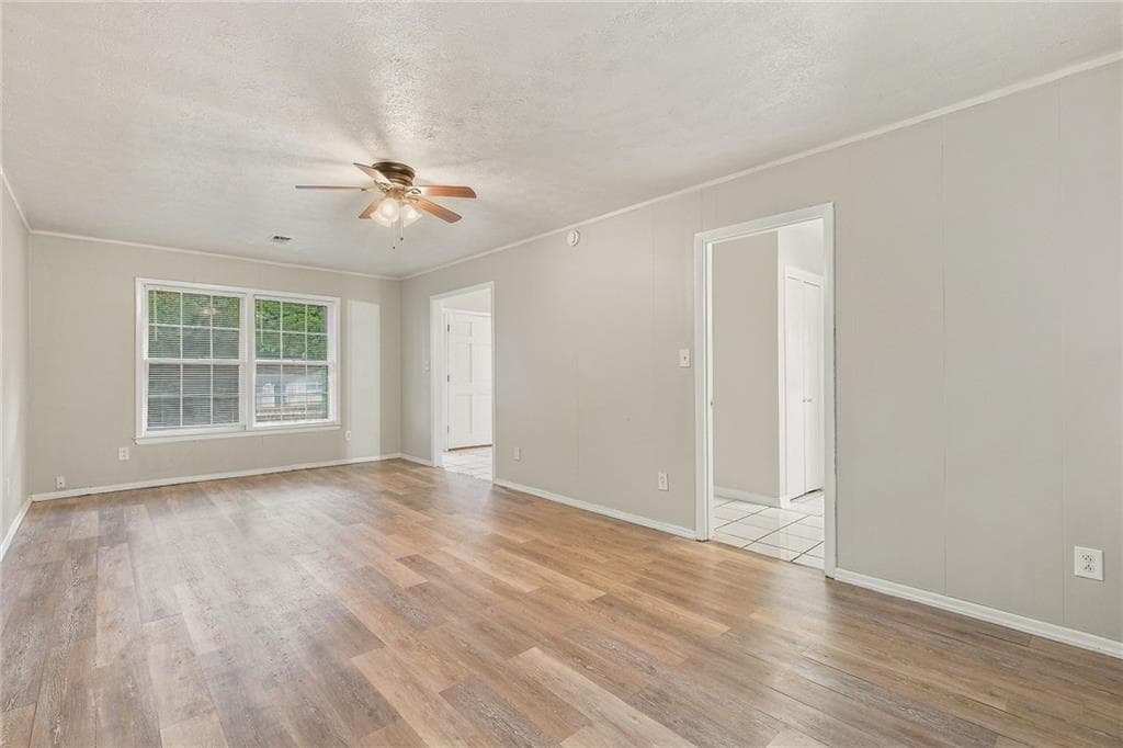 3 bedroom, 3 bathroom, 2,184 sq ft single family residence for rent at 1166 Shoreham Drive, Atlanta, GA 30349 for $1,820 a month — photo 6