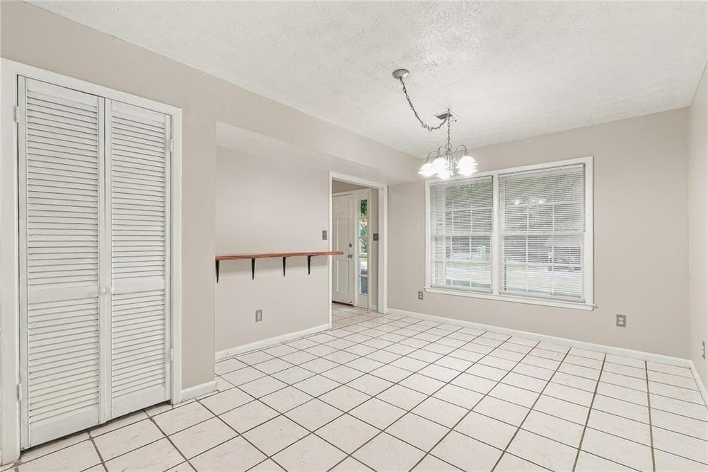 3 bedroom, 3 bathroom, 2,184 sq ft single family residence for rent at 1166 Shoreham Drive, Atlanta, GA 30349 for $1,820 a month — photo 7