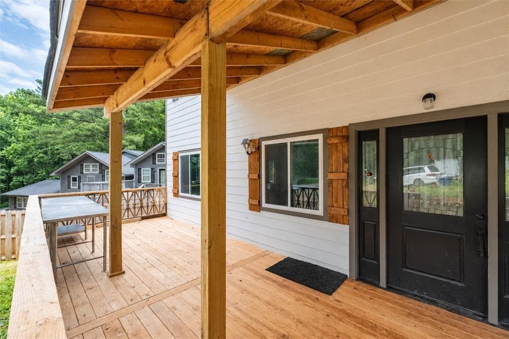 9 bedroom, 6 bathroom, 4,732 sq ft single family residence for sale at 6274 Booker Lane, Lithonia, GA 30058 — photo 2
