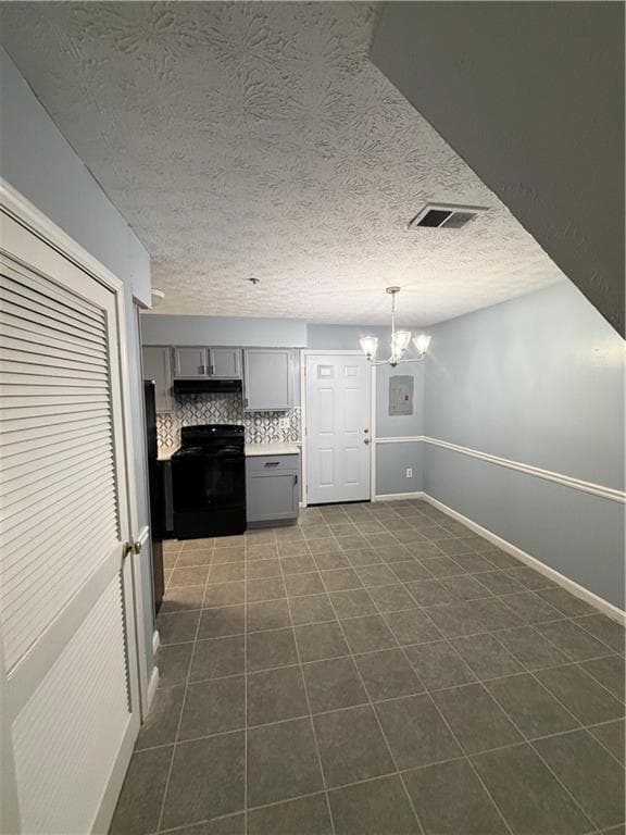 2 bedroom, 2 bathroom, 1,024 sq ft townhouse for sale at 2630 Evans Mill Drive, Lithonia, GA 30058 — photo 2