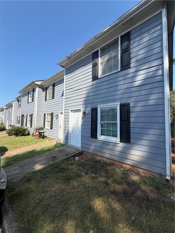 2 bedroom, 2 bathroom, 1,024 sq ft townhouse for sale at 2630 Evans Mill Drive, Lithonia, GA 30058 — photo 9