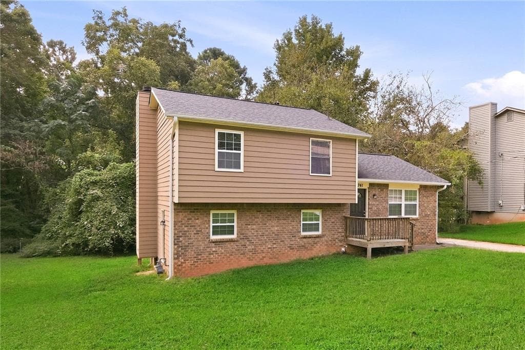 3 bedroom, 2 bathroom, 1,576 sq ft single family residence for rent at 2741 Oxford Drive, Decatur, GA 30034 for $1,740 a month — photo 2