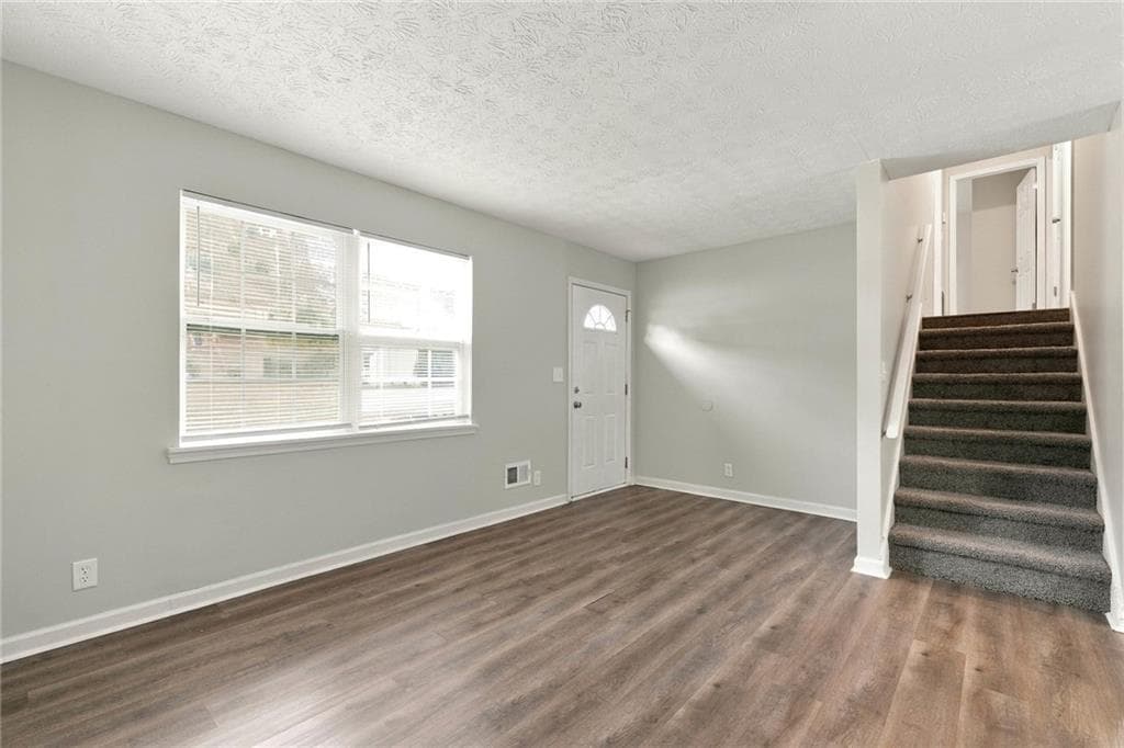 3 bedroom, 2 bathroom, 1,576 sq ft single family residence for rent at 2741 Oxford Drive, Decatur, GA 30034 for $1,740 a month — photo 5