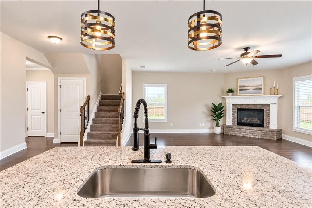 4 bedroom, 3 bathroom, 2,415 sq ft single family residence for sale at 8011 Orange Grove Court Court, Locust Grove, GA 30248 — photo 4