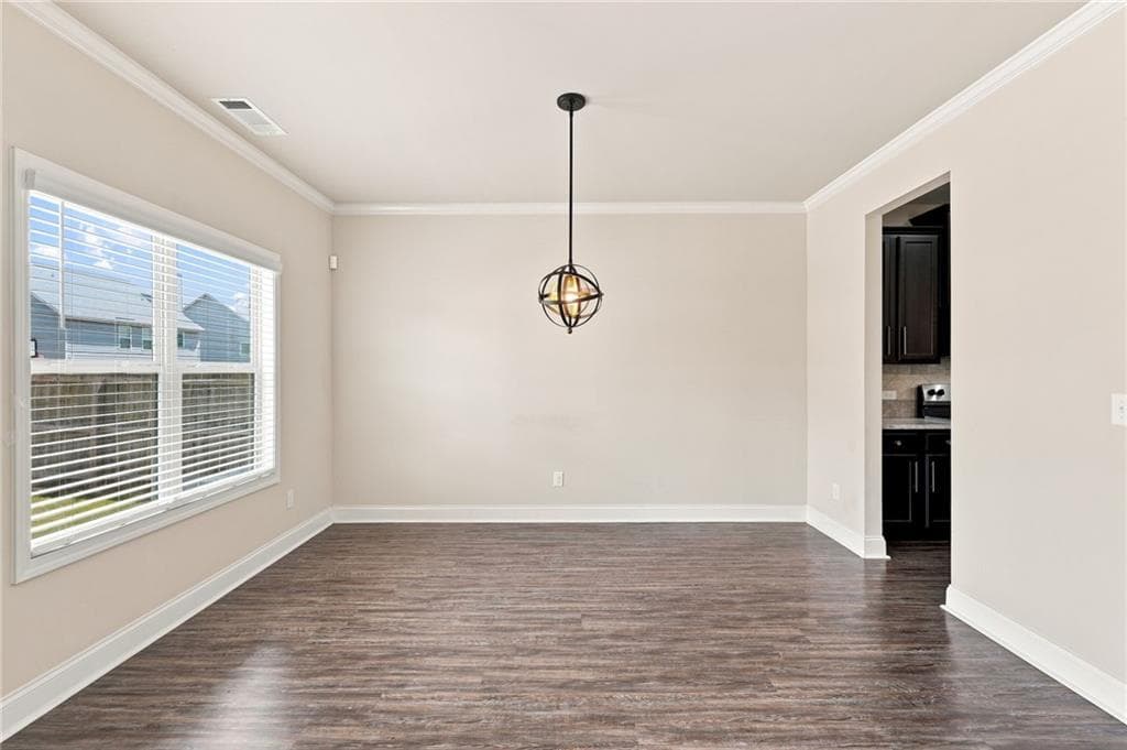 4 bedroom, 3 bathroom, 2,415 sq ft single family residence for sale at 8011 Orange Grove Court Court, Locust Grove, GA 30248 — photo 6