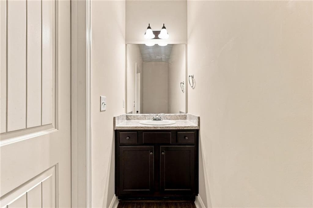 4 bedroom, 3 bathroom, 2,415 sq ft single family residence for sale at 8011 Orange Grove Court Court, Locust Grove, GA 30248 — photo 9