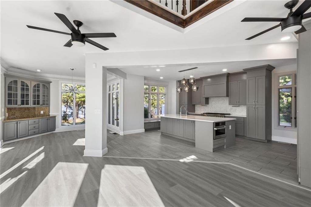 5 bedroom, 6 bathroom, 5,602 sq ft single family residence for rent at 2910 Emerald Drive, Jonesboro, GA 30236 for $10,000 a month — photo 4