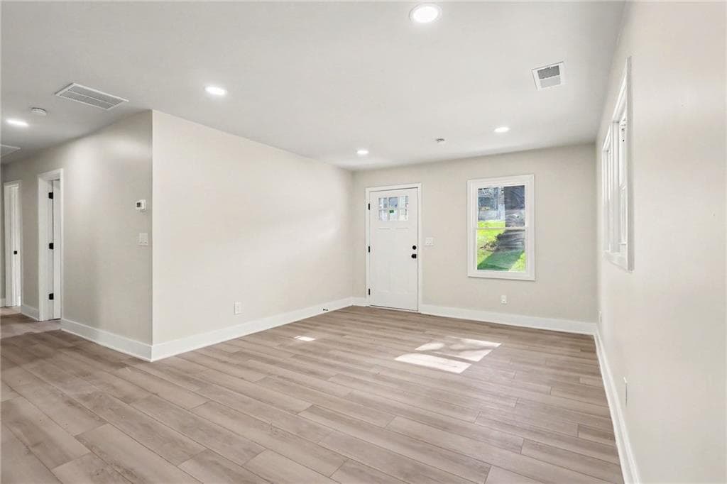 3 bedroom, 2 bathroom, 1,080 sq ft single family residence for sale at 3877 Stone Road, Atlanta, GA 30331 — photo 6