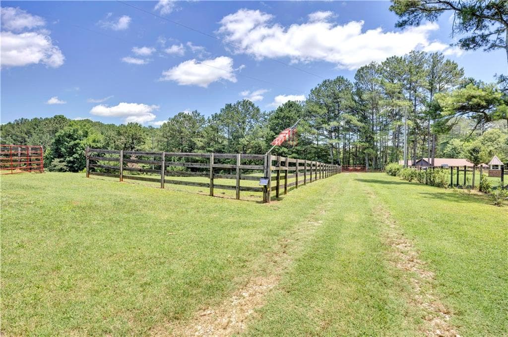 2 bedroom, 2 bathroom, 1,542 sq ft single family residence for sale at 4133 H D Atha Road, Covington, GA 30014 — photo 2