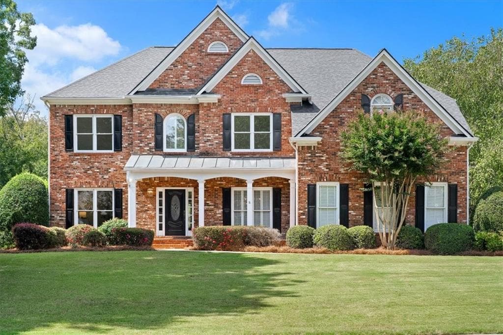 4 bedroom, 3 bathroom, 3,527 sq ft single family residence under contract at 500 Woodmoore Court, Atlanta, GA 30342