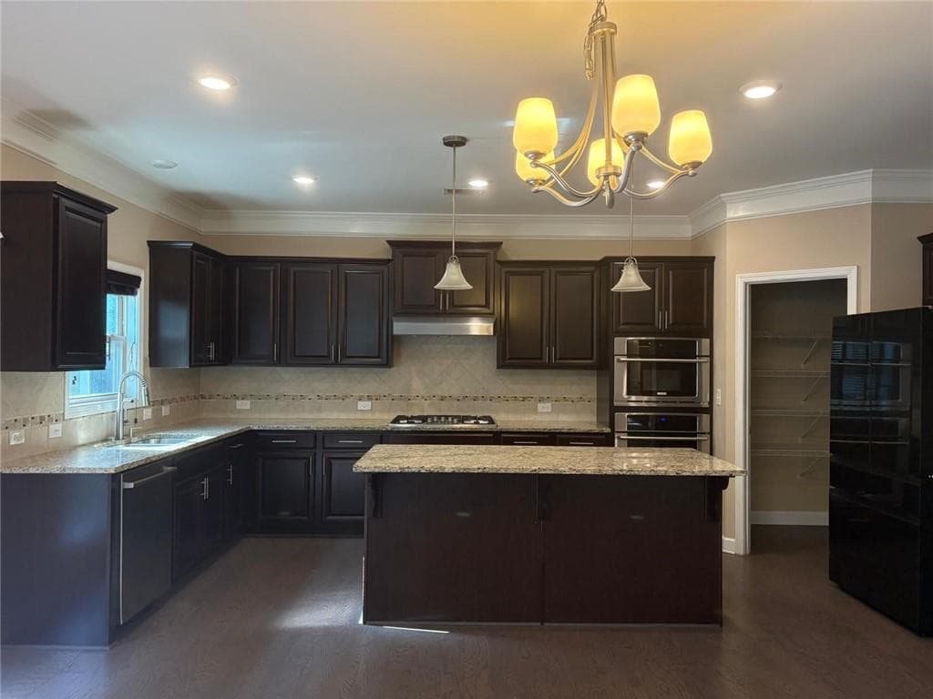6 bedroom, 5 bathroom, 5,142 sq ft single family residence for sale at 4470 Skylark Lane, Cumming, GA 30041 — photo 10