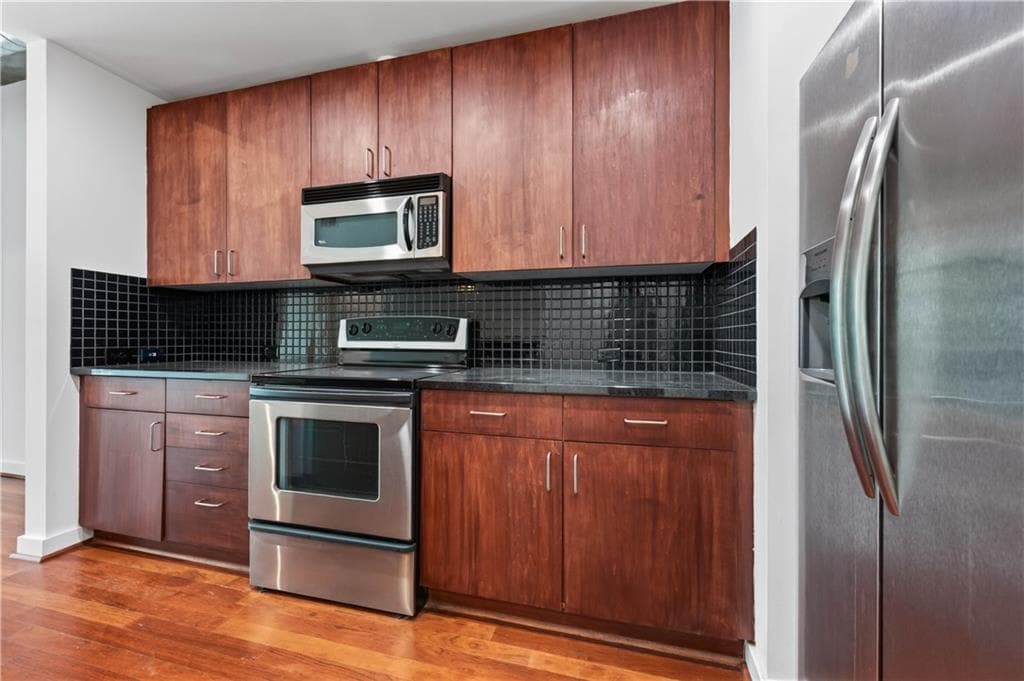 1 bedroom, 1 bathroom, 762 sq ft condominium for sale at 250 Pharr Road 507, Atlanta, GA 30305 — photo 5