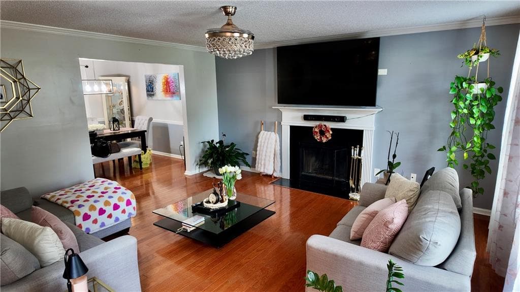 3 bedroom, 3 bathroom, 1,856 sq ft single family residence for sale at 4525 Millenium Court, Snellville, GA 30039 — photo 4
