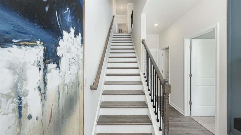 4 bedroom, 4 bathroom, 1,798 sq ft townhouse for sale at 318 Laurel Lane, Hapeville, GA 30354 — photo 2