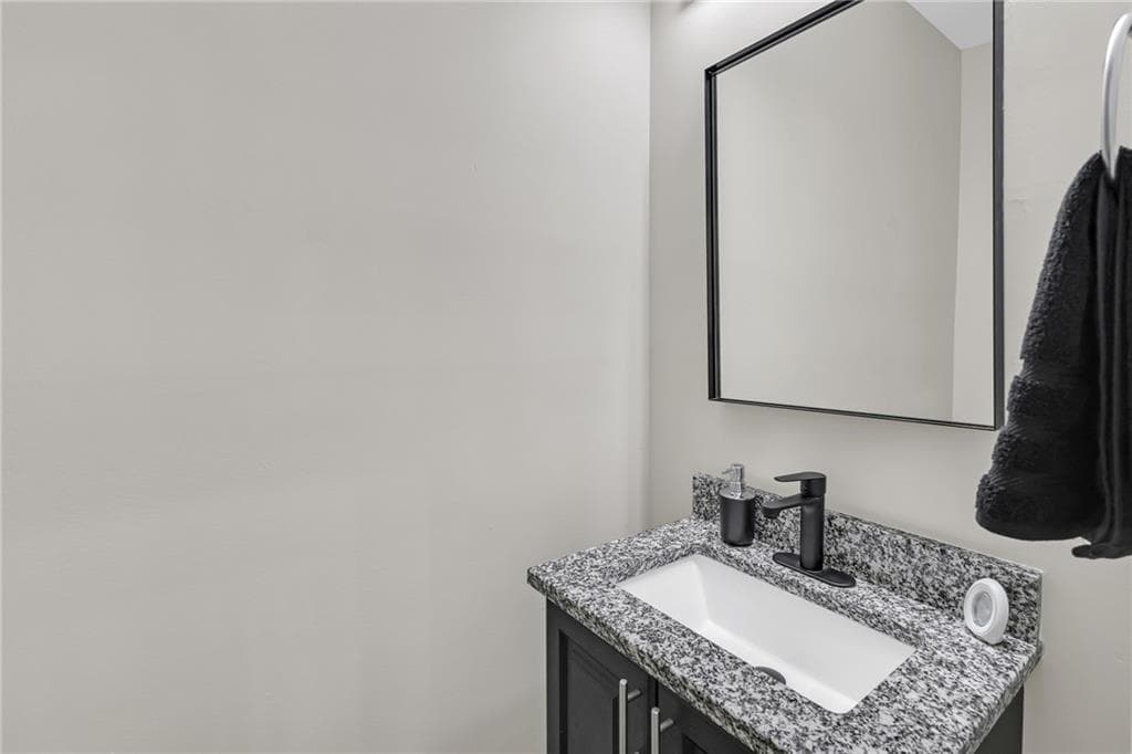 4 bedroom, 3 bathroom, 3,056 sq ft single family residence for rent at 5312 Lakerock Dr SW, Atlanta, GA 30331 for $4,995 a month — photo 6