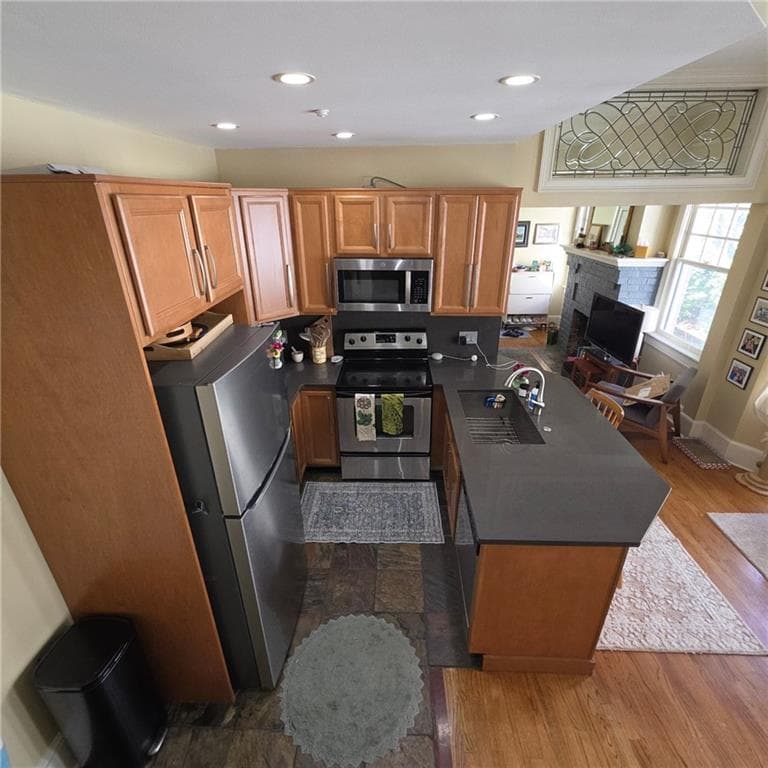 2 bedroom, 2 bathroom, 1,200 sq ft duplex for rent at 327 4th Street A, Atlanta, GA 30308 for $2,550 a month — photo 6