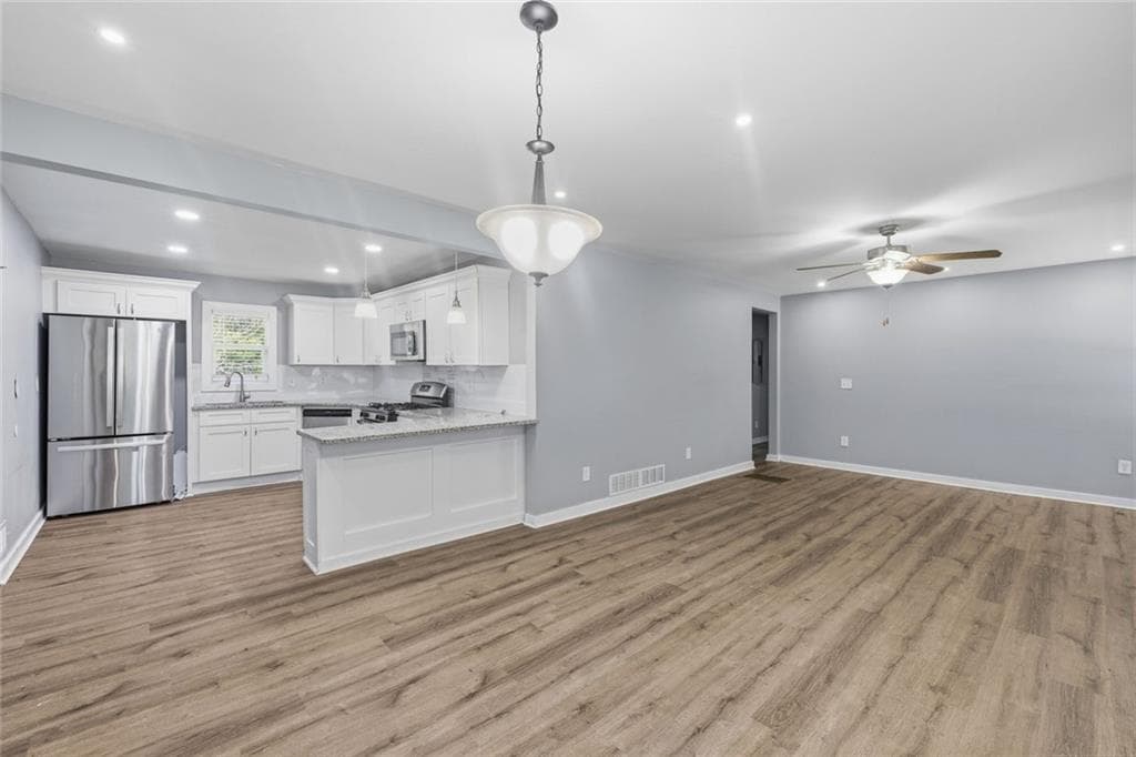 3 bedroom, 2 bathroom, 1,562 sq ft single family residence for sale at 2250 Bouldercrest Road, Atlanta, GA 30316 — photo 4