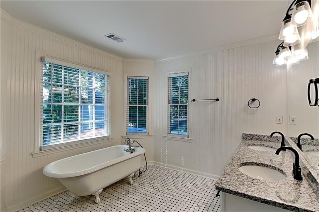5 bedroom, 3 bathroom, 3,157 sq ft single family residence for rent at 2427 Brookvine Lane, Marietta, GA 30062 for $3,640 a month — photo 9