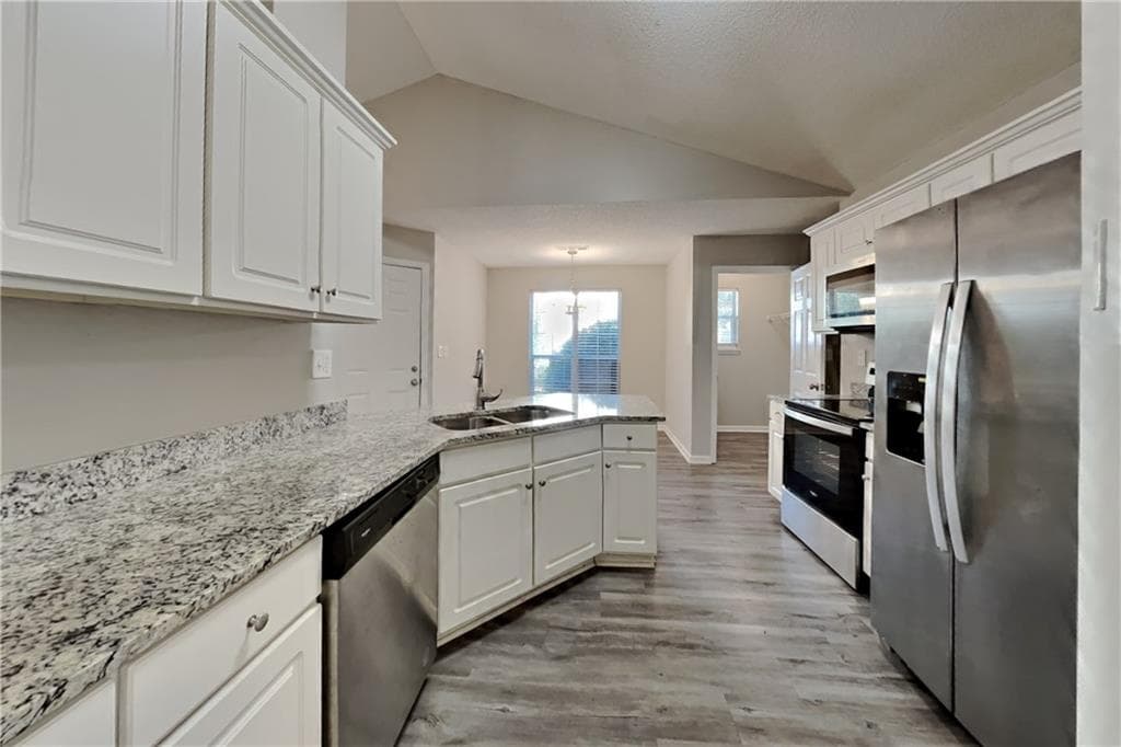 3 bedroom, 2 bathroom, 1,450 sq ft single family residence for rent at 679 Fernstone Trail, Lawrenceville, GA 30046 for $2,100 a month — photo 4