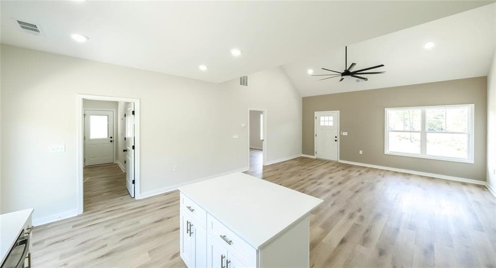 3 bedroom, 2 bathroom, 1,358 sq ft single family residence for sale at 204 Arbacoochee Road, Tallapoosa, GA 30176 — photo 9