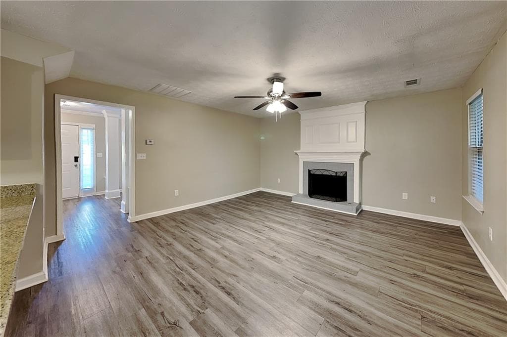 4 bedroom, 3 bathroom, 2,241 sq ft single family residence for rent at 1357 Lamont Drive, Mableton, GA 30126 for $2,300 a month — photo 2