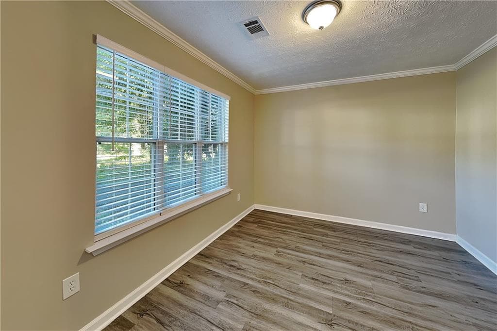 4 bedroom, 3 bathroom, 2,241 sq ft single family residence for rent at 1357 Lamont Drive, Mableton, GA 30126 for $2,300 a month — photo 3