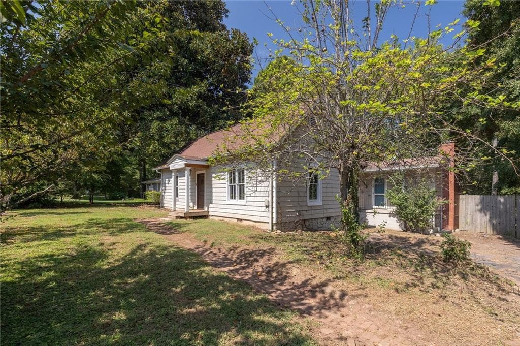 3 bedroom, 2 bathroom, 1,783 sq ft single family residence under contract at 1117 Barnes Mill Road, Marietta, GA 30062 — photo 4