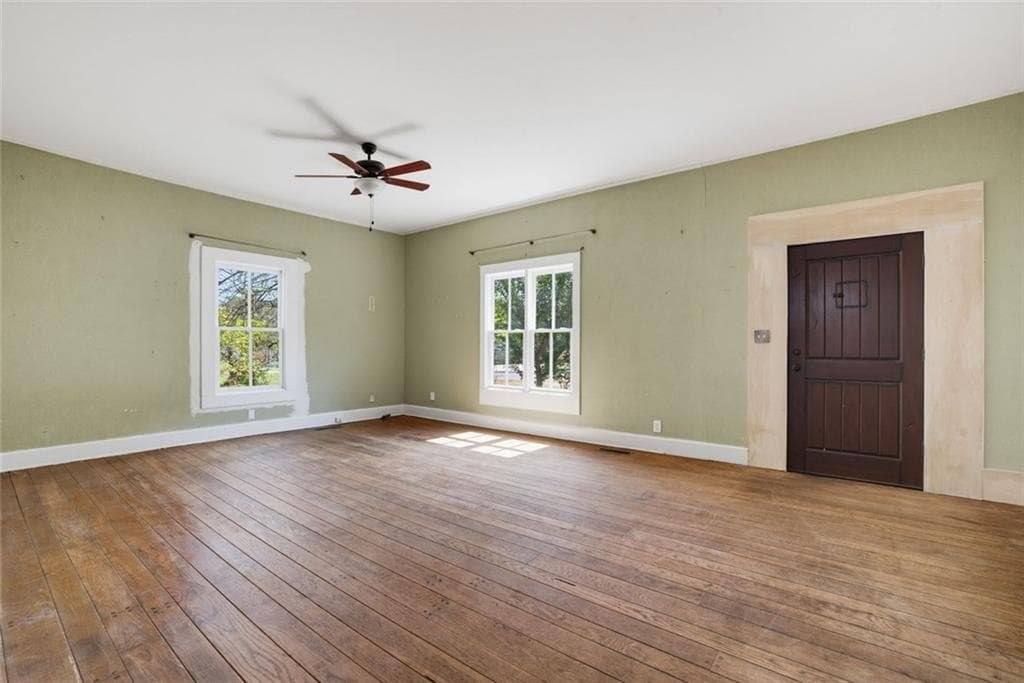 3 bedroom, 2 bathroom, 1,783 sq ft single family residence under contract at 1117 Barnes Mill Road, Marietta, GA 30062 — photo 5
