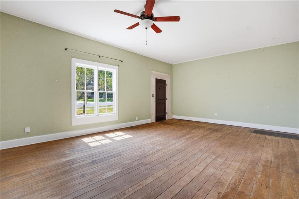 3 bedroom, 2 bathroom, 1,783 sq ft single family residence under contract at 1117 Barnes Mill Road, Marietta, GA 30062 — photo 6