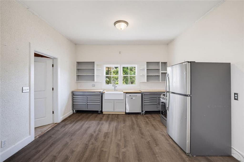 3 bedroom, 2 bathroom, 1,783 sq ft single family residence under contract at 1117 Barnes Mill Road, Marietta, GA 30062 — photo 10
