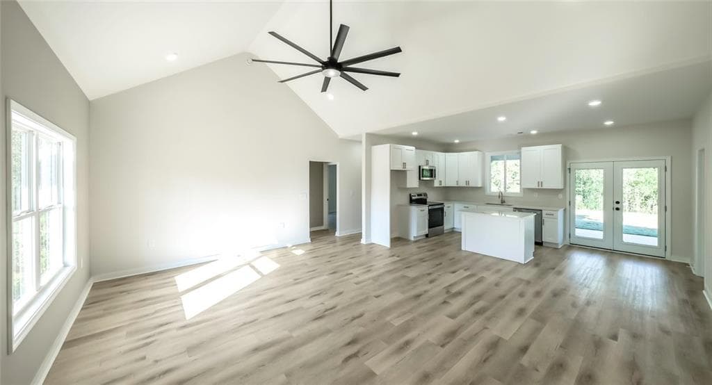 4 bedroom, 2 bathroom, 1,600 sq ft single family residence under contract at 214 Arbacoochee Road, Tallapoosa, GA 30176 — photo 5