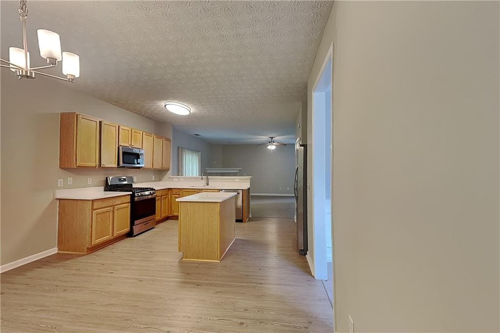 4 bedroom, 3 bathroom, 3,161 sq ft single family residence for rent at 928 Mill Creek Avenue, Canton, GA 30115 for $2,675 a month — photo 7