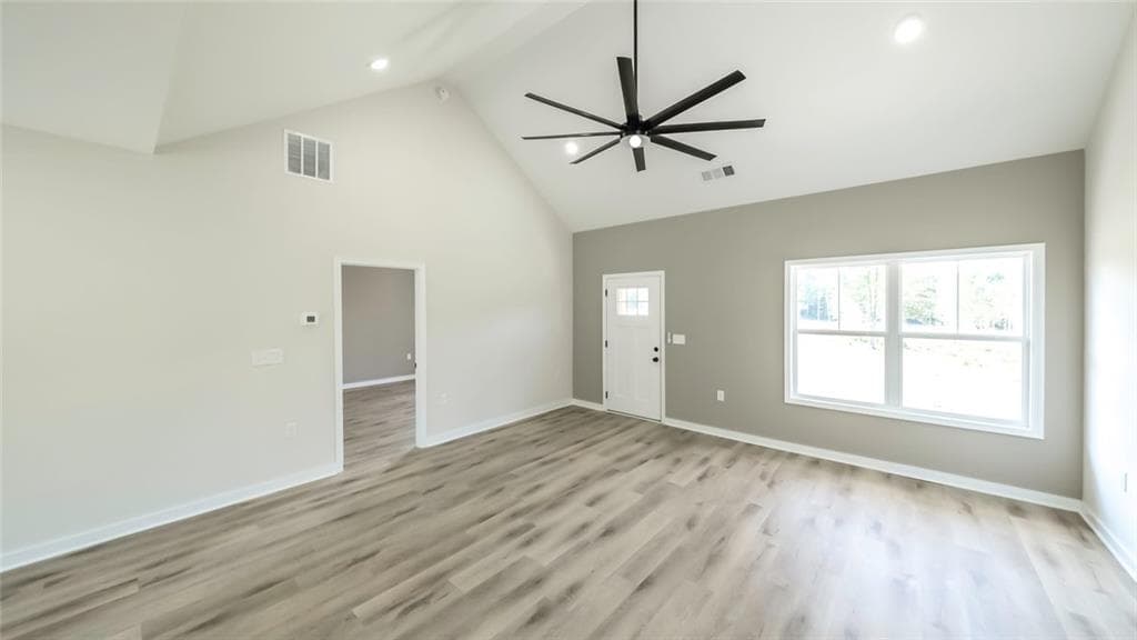 3 bedroom, 2 bathroom, 1,358 sq ft single family residence for sale at 182 Arbacoochee Road, Tallapoosa, GA 30176 — photo 4