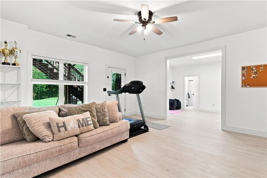 4 bedroom, 5 bathroom, 3,584 sq ft single family residence for sale at 232 South Village Square, Canton, GA 30115 — photo 4