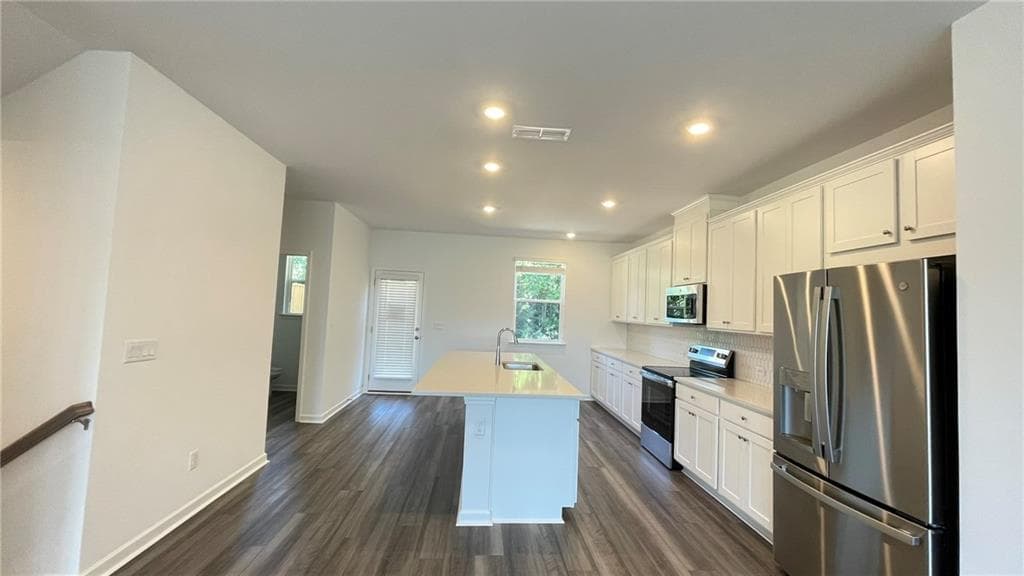 4 bedroom, 4 bathroom, 2,359 sq ft townhouse for rent at 610 Alder Creek Way, Cumming, GA 30040 for $2,850 a month — photo 5