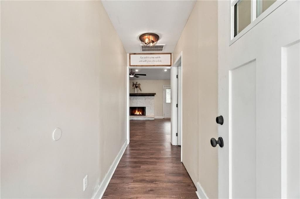 4 bedroom, 2 bathroom, 1,859 sq ft single family residence for sale at 1080 Hobson Road, Jasper, GA 30143 — photo 3