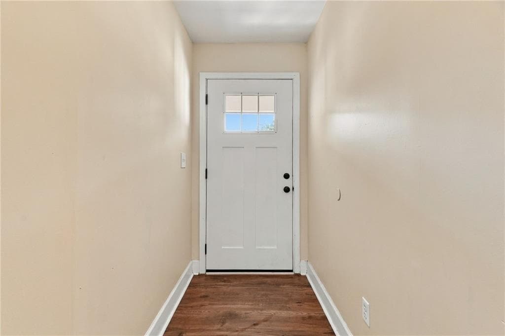 4 bedroom, 2 bathroom, 1,859 sq ft single family residence for sale at 1080 Hobson Road, Jasper, GA 30143 — photo 4
