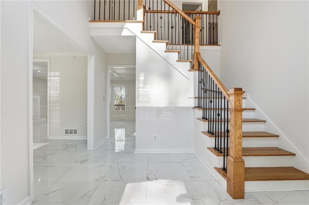 5 bedroom, 4 bathroom, 3,416 sq ft single family residence for sale at 5099 Vixen Court, Acworth, GA 30101 — photo 8