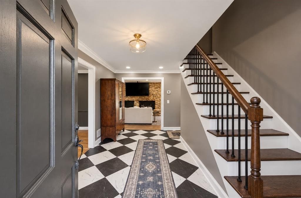 4 bedroom, 3 bathroom, 3,420 sq ft single family residence for sale at 685 Mission Road, Cartersville, GA 30120 — photo 4