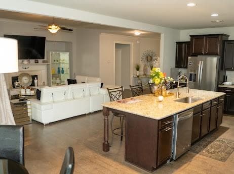 5 bedroom, 5 bathroom, 3,738 sq ft single family residence for sale at 744 Laura Jean Court, Buford, GA 30518 — photo 5
