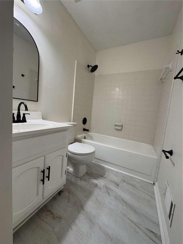 4 bedroom, 3 bathroom, 1,257 sq ft single family residence for sale at 2218 Cody Court, Lithonia, GA 30058 — photo 8