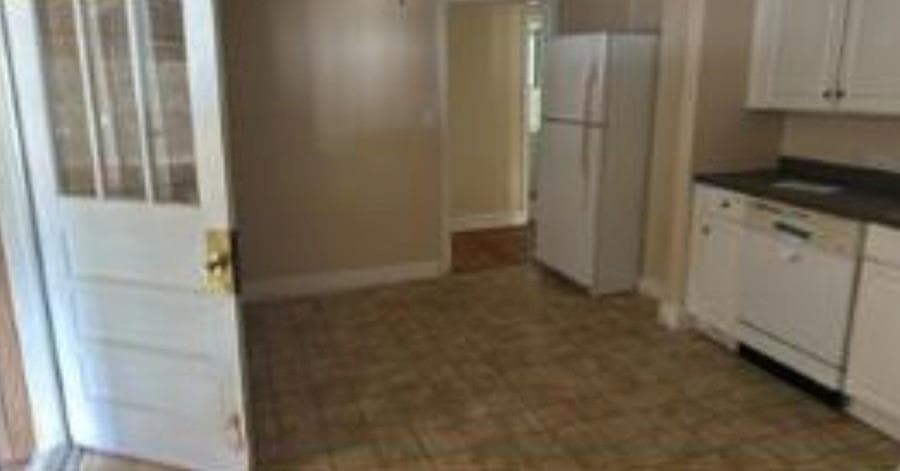 2 bedroom, 1 bathroom, 1,200 sq ft single family residence for sale at 7 Pine Avenue, Butler, GA 31006 — photo 7