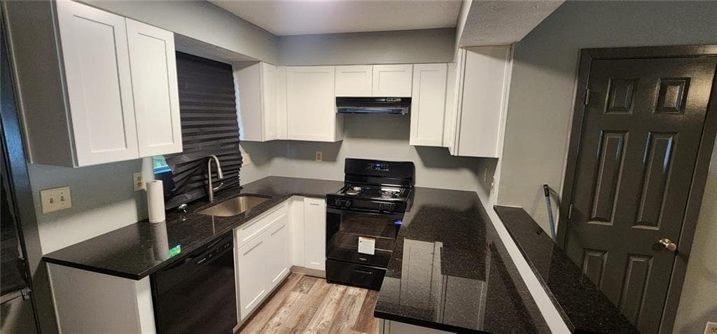 2 bedroom, 2 bathroom, 1,064 sq ft townhouse for sale at 486 Prince Of Wales, Stone Mountain, GA 30083 — photo 2