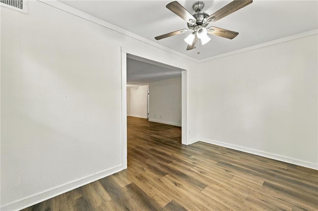 2 bedroom, 2 bathroom, 1,158 sq ft condominium for sale at 1001 River Mill Circle, Roswell, GA 30075 — photo 8