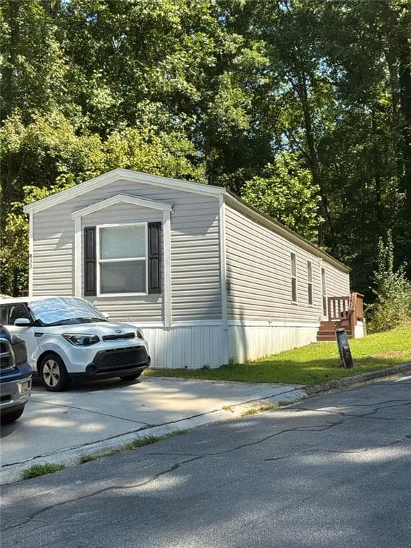 2 bedroom, 2 bathroom, 960 sq ft single family residence for sale at 7631 Dallas Highway, Douglasville, GA 30134 — photo 8