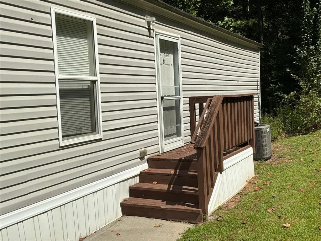 2 bedroom, 2 bathroom, 960 sq ft single family residence for sale at 7631 Dallas Highway, Douglasville, GA 30134 — photo 9