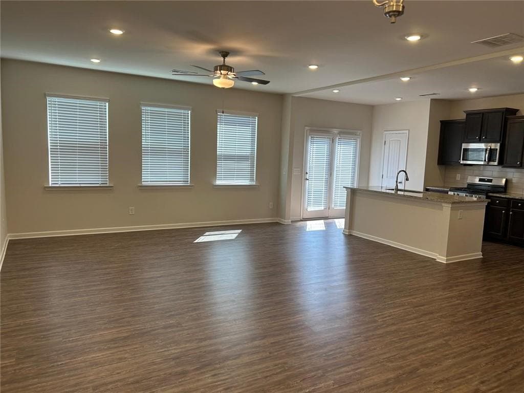 4 bedroom, 3 bathroom, 2,160 sq ft single family residence for sale at 128 Briarwood Drive E, Dawsonville, GA 30534 — photo 8